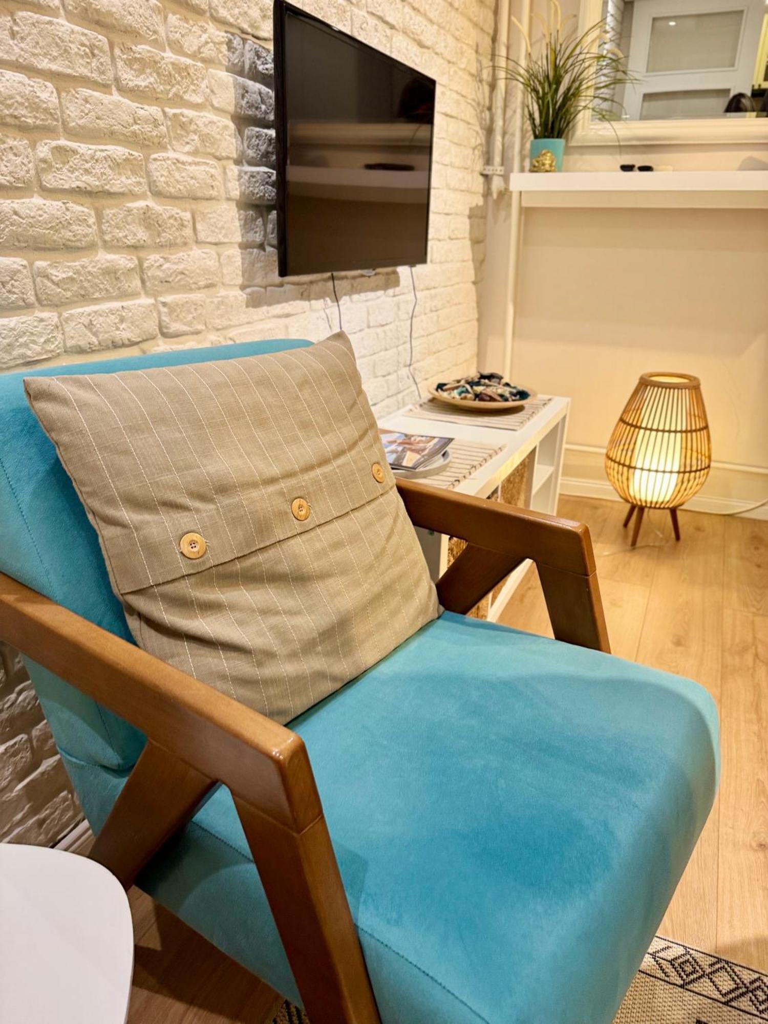 Cozy Haven Apartamento Belgrado Exterior foto