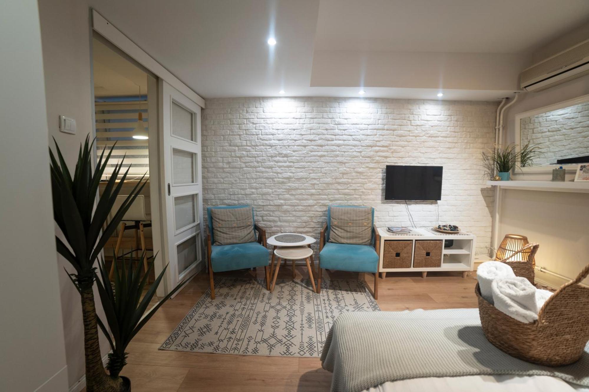 Cozy Haven Apartamento Belgrado Exterior foto