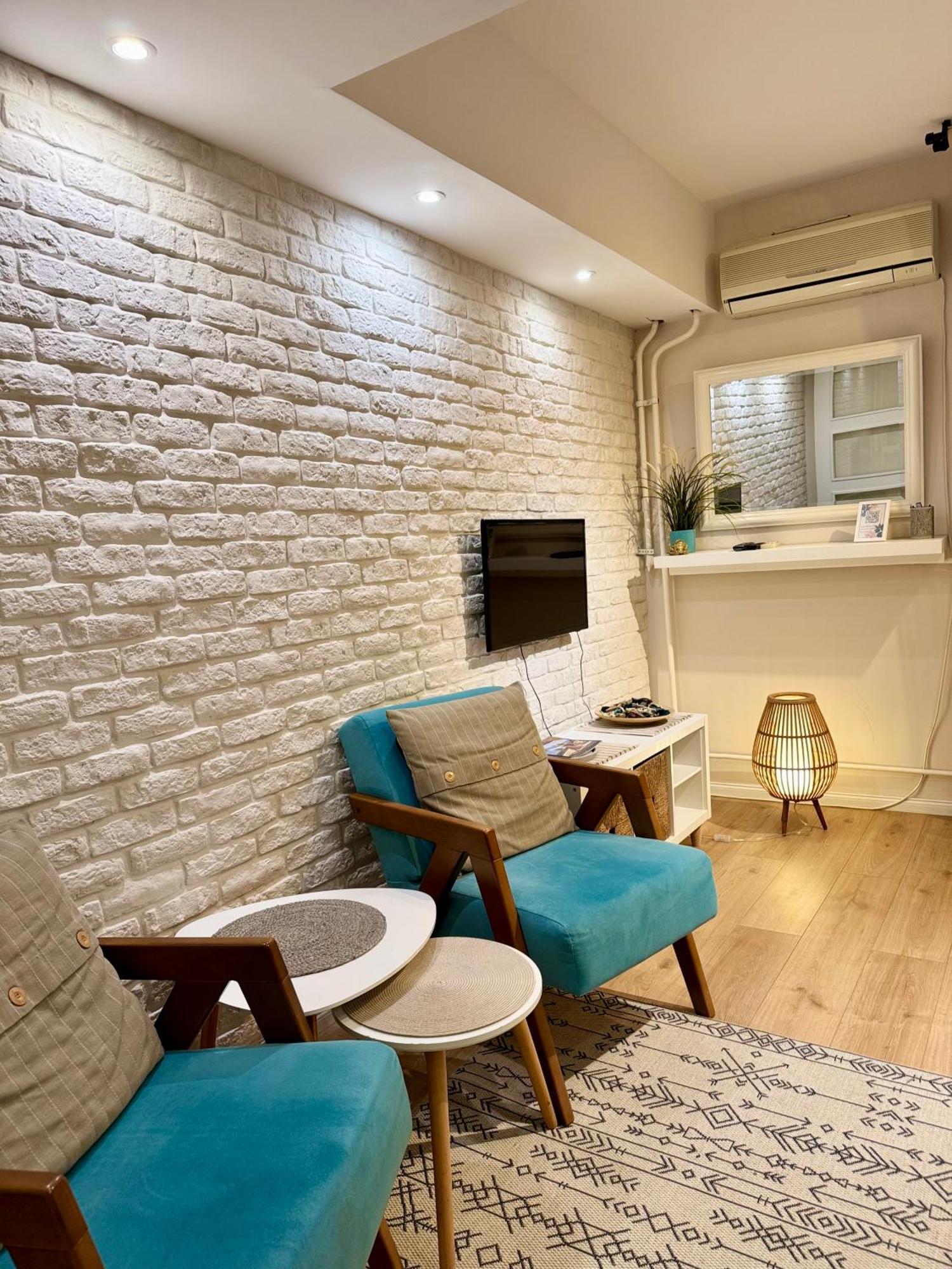 Cozy Haven Apartamento Belgrado Exterior foto