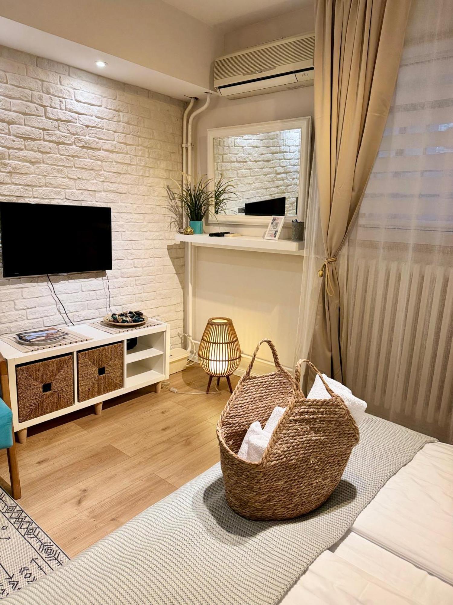 Cozy Haven Apartamento Belgrado Exterior foto